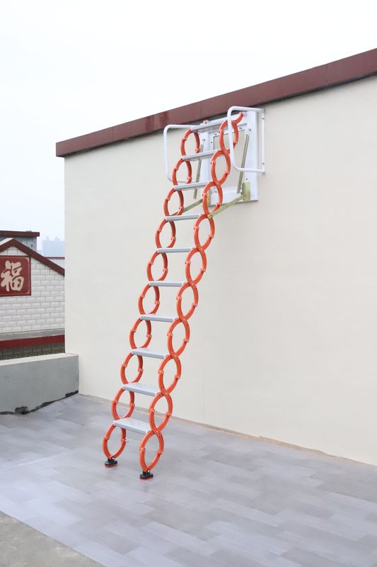 钛镁合金壁挂伸缩梯