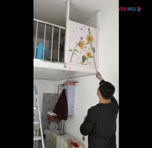 客户侧装伸缩楼梯操作视频